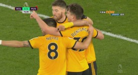 3球痛击+4场白卷！阿森纳一夜登顶，维拉却成笑话，纽卡终于喘口气